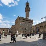 Il Palazzo Della Signoria Modern Loft